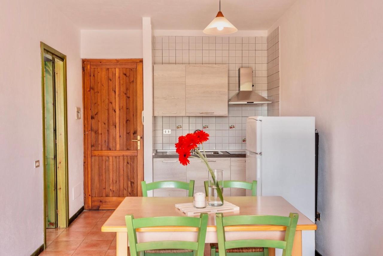 Apartments In Santa Teresa Di Gallura Exterior photo